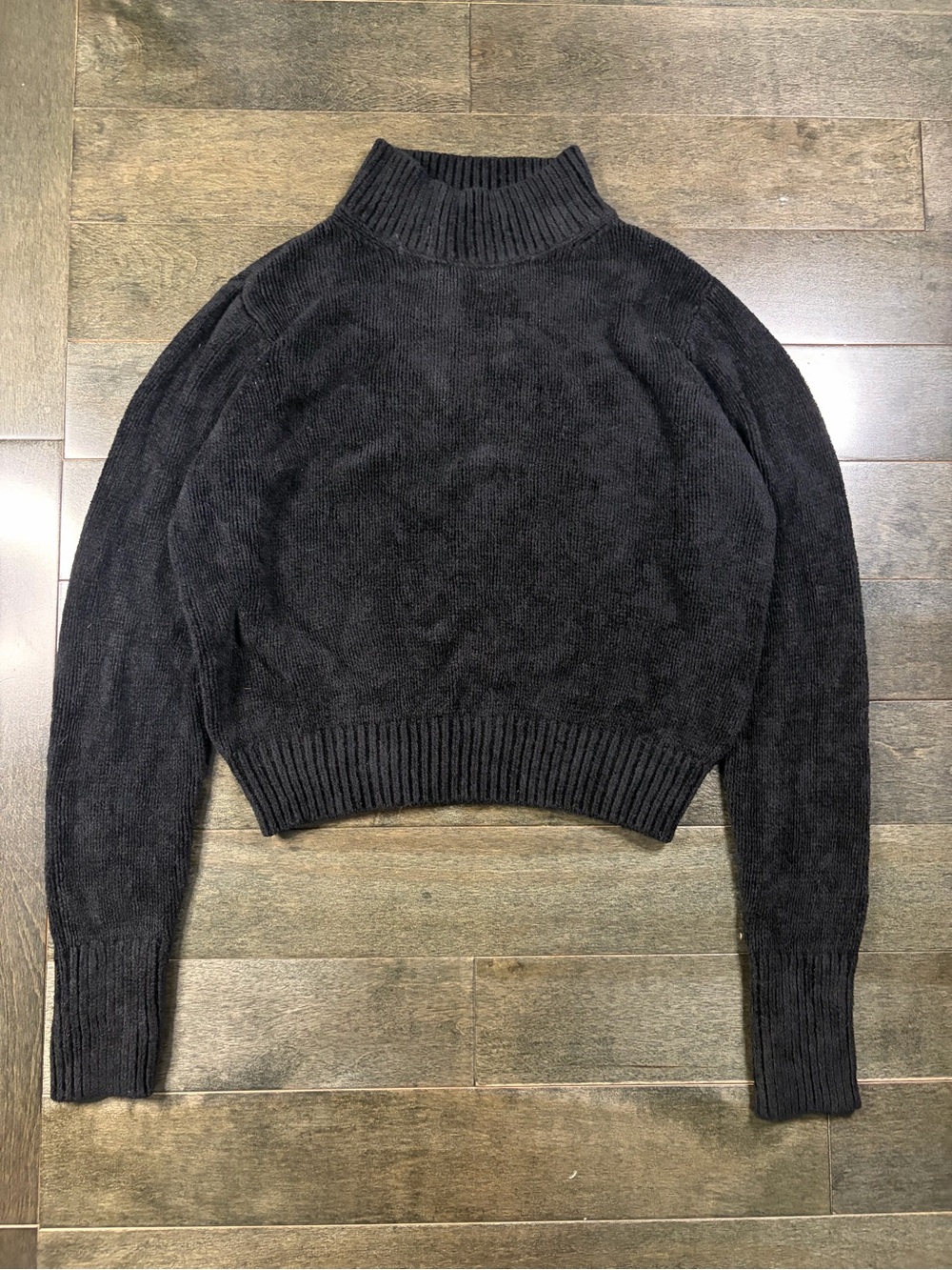 Wilfred Black Mock Neck Knit Sweater Size Medium Minimalist Aritzia